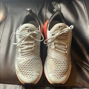 Nike AirMax 270